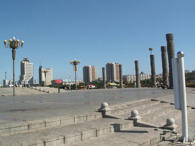 东北小桂林--美丽的冰峪沟(大连庄河)vs 营口鲅鱼圈