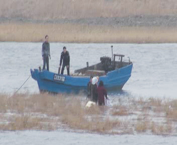 庄河四名妇女赶海忘归时 潮水突涨被困潮沟险酿悲剧